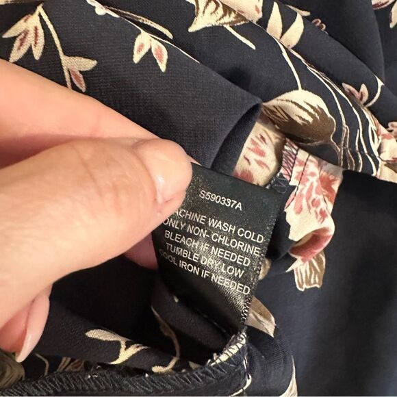 41 Hawthorn Cristen Navy Fall Floral Belted Shirt Dress Size Small NWT - Picture 14 of 16